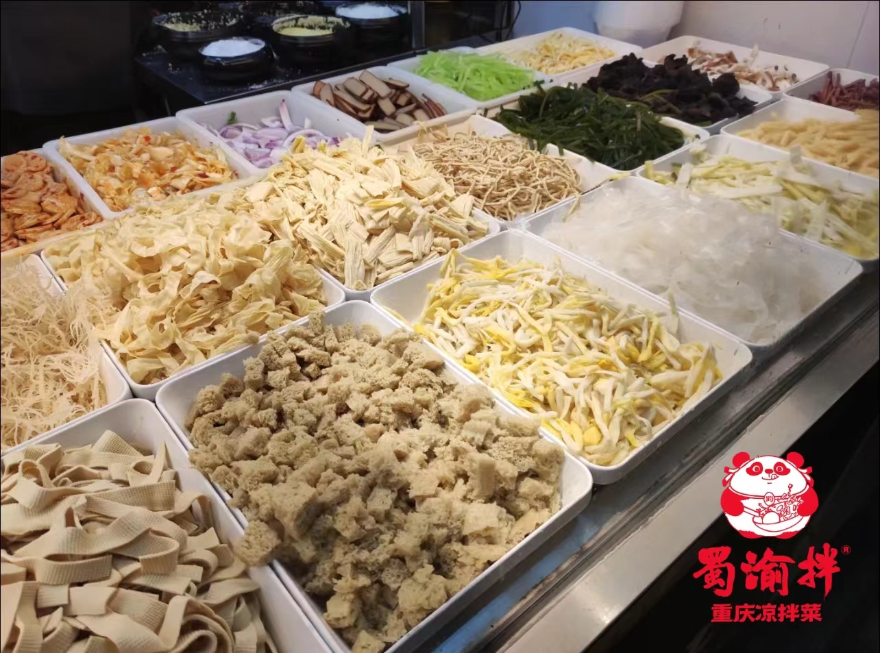 品牌凉菜加盟店的特点、优势、市场前景以及经营策略