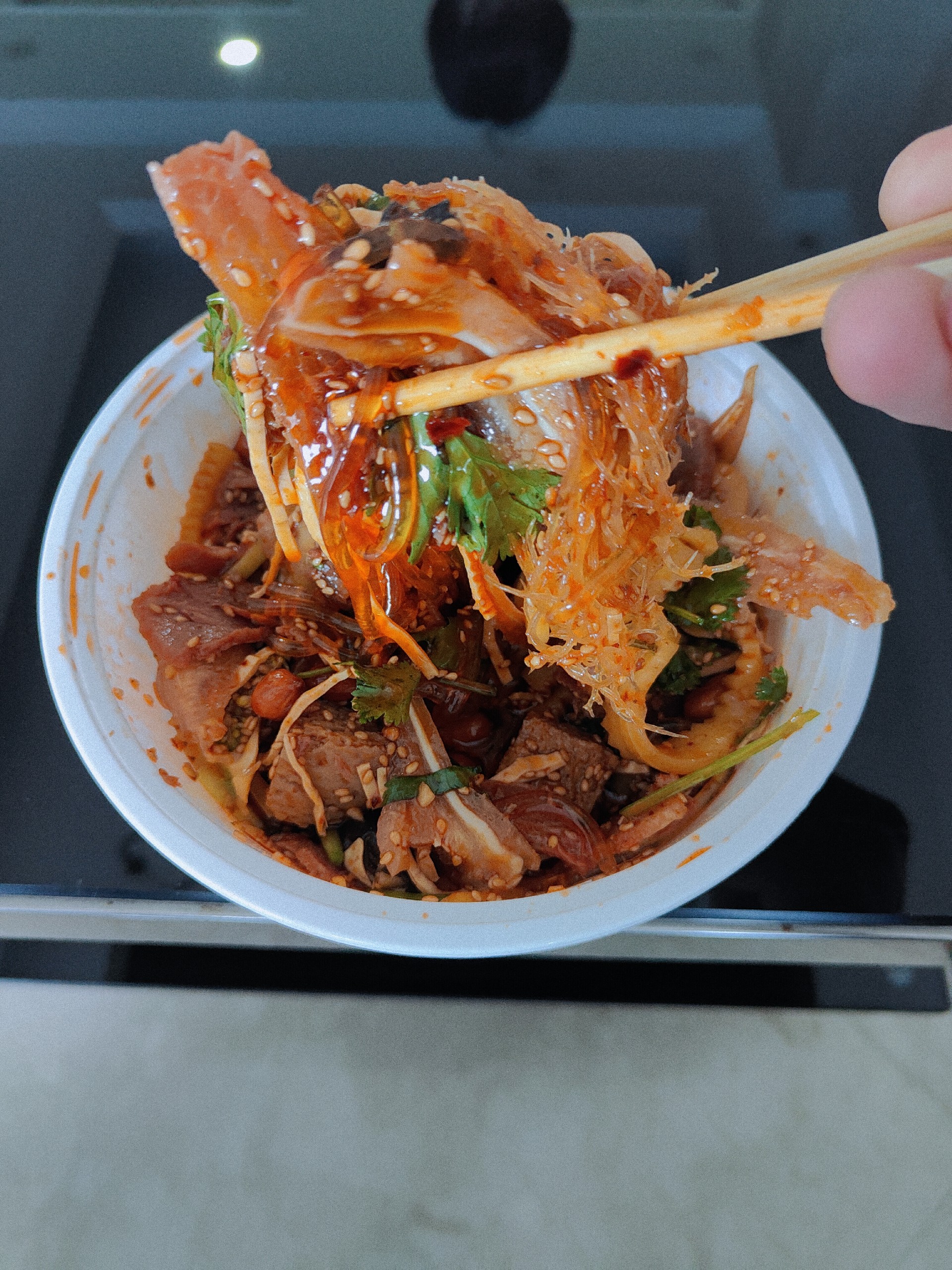 开店三年，这家蜀渝拌为什么越做越轻松？